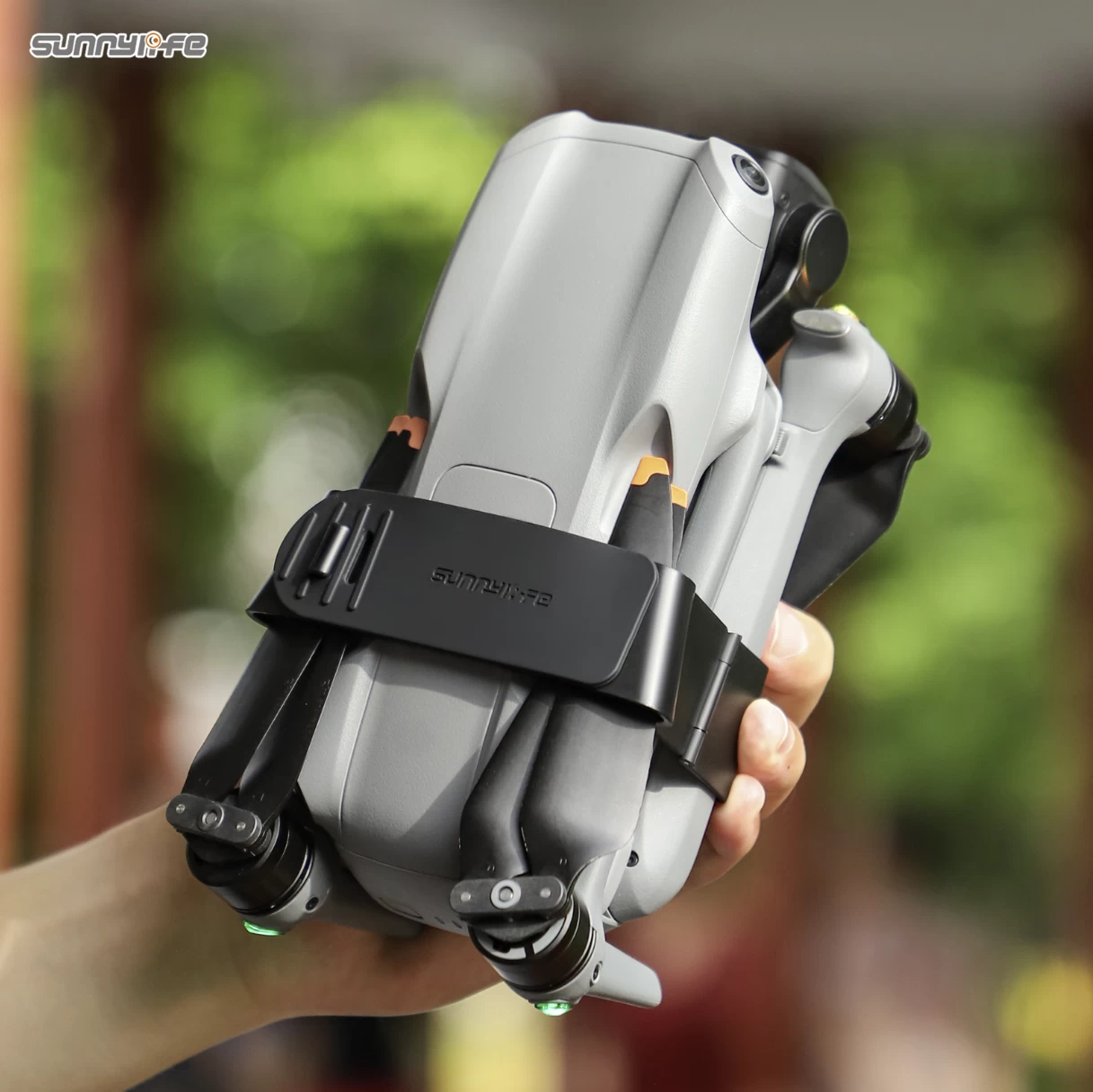 SunnyLife DJI Air 3 Propeller Holder - Orange 6 SunnyLife DJI Air 3 Propeller Holder - Orange - Image 4