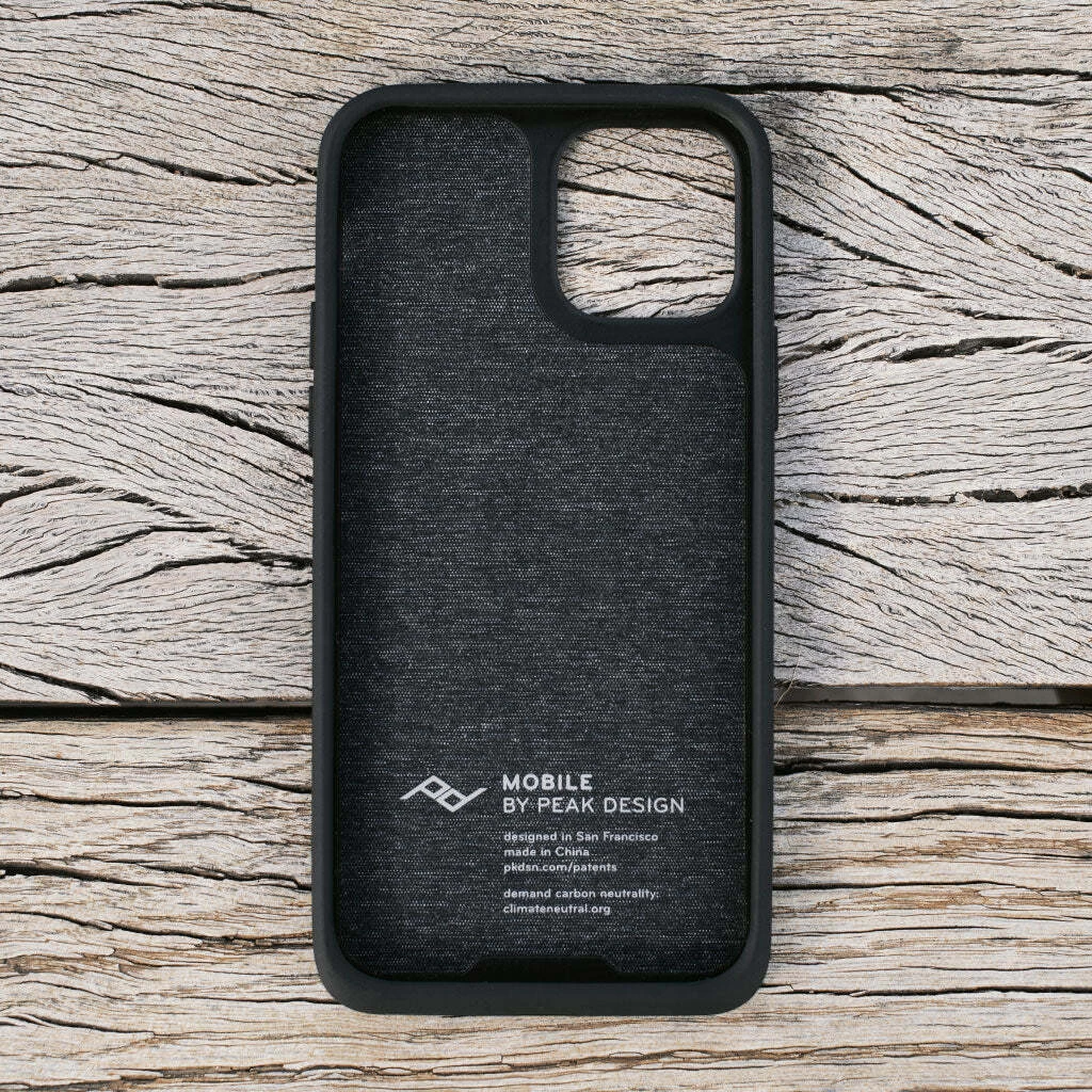 Peak Design IPhone 14 Pro Everyday Case - Charcoal 9 Peak Design IPhone 14 Pro Everyday Case - Charcoal - Image 7