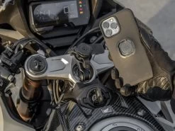 Quad Lock MAG Case - IPhone 15 Pro -RAM MOUNTS Store QMC IP15M 4